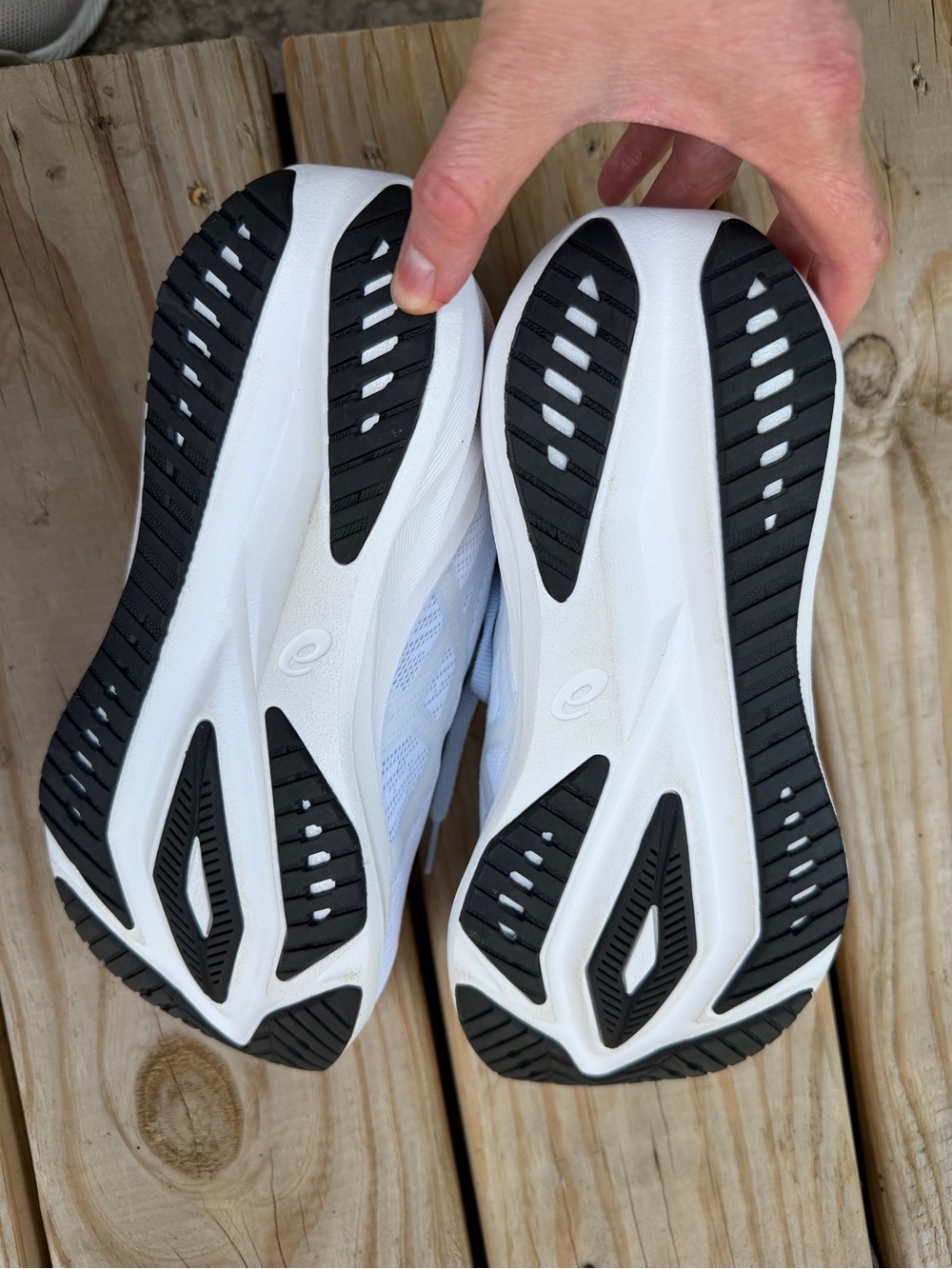 ASICS Versablast 4 Running Shoes 6.5 White - Picture 9 of 11